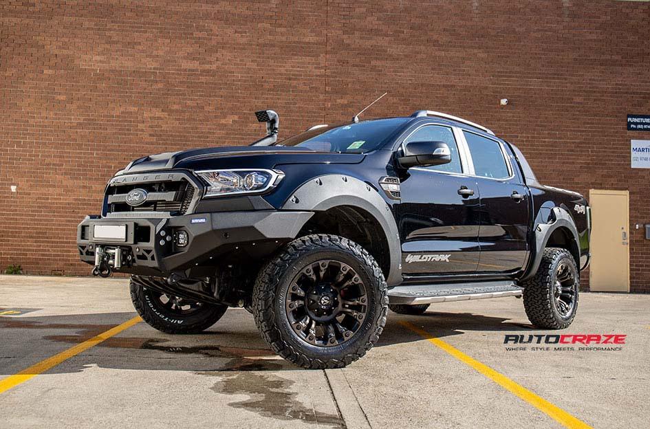 FORD-RANGER-VAPOR-BLACK-MACHINED-WITH-DARK-TINT